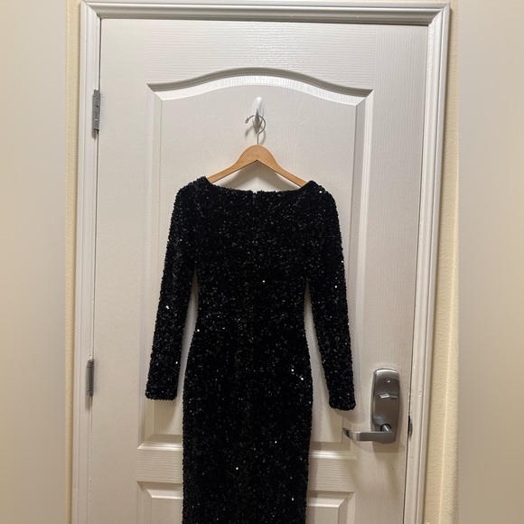 HELSI Jamie Square-Neck Sequin Velvet Column Gown in Black Size XS Preloved - Picture 7 of 8